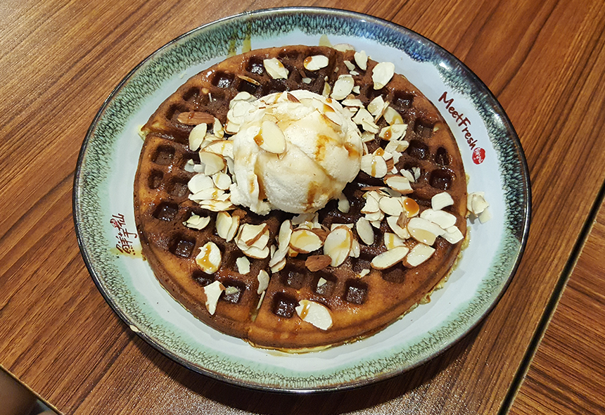 Waffle with Vanilla Ice Cream and Caramel